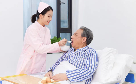 癱瘓老人 癱瘓老人