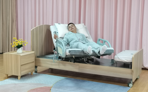 護(hù)理床旋轉(zhuǎn)