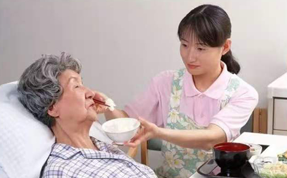 失能老人 失能老人