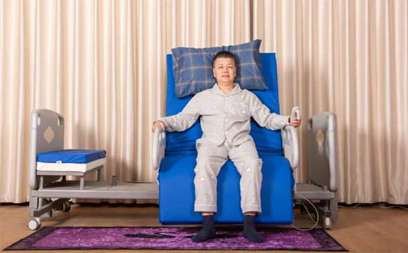 護(hù)理床實(shí)圖 護(hù)理床實(shí)圖