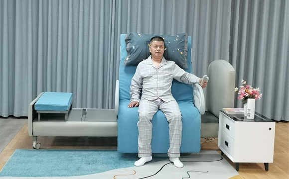 旋轉(zhuǎn)坐立