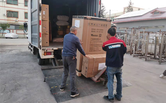 護理床發(fā)貨