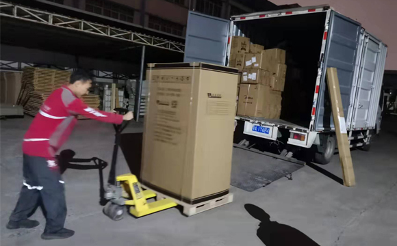 護理床發(fā)貨 護理床發(fā)貨