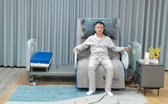 電動(dòng)升降護(hù)理床 電動(dòng)升降護(hù)理床